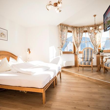 Turmhotel Gschwendt Planca di Sopra Esterno foto