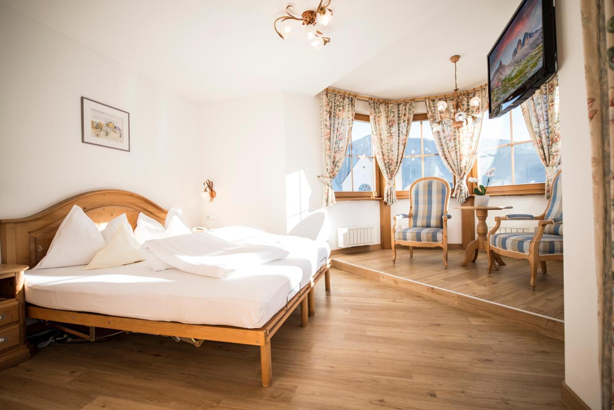 Turmhotel Gschwendt Planca di Sopra Esterno foto