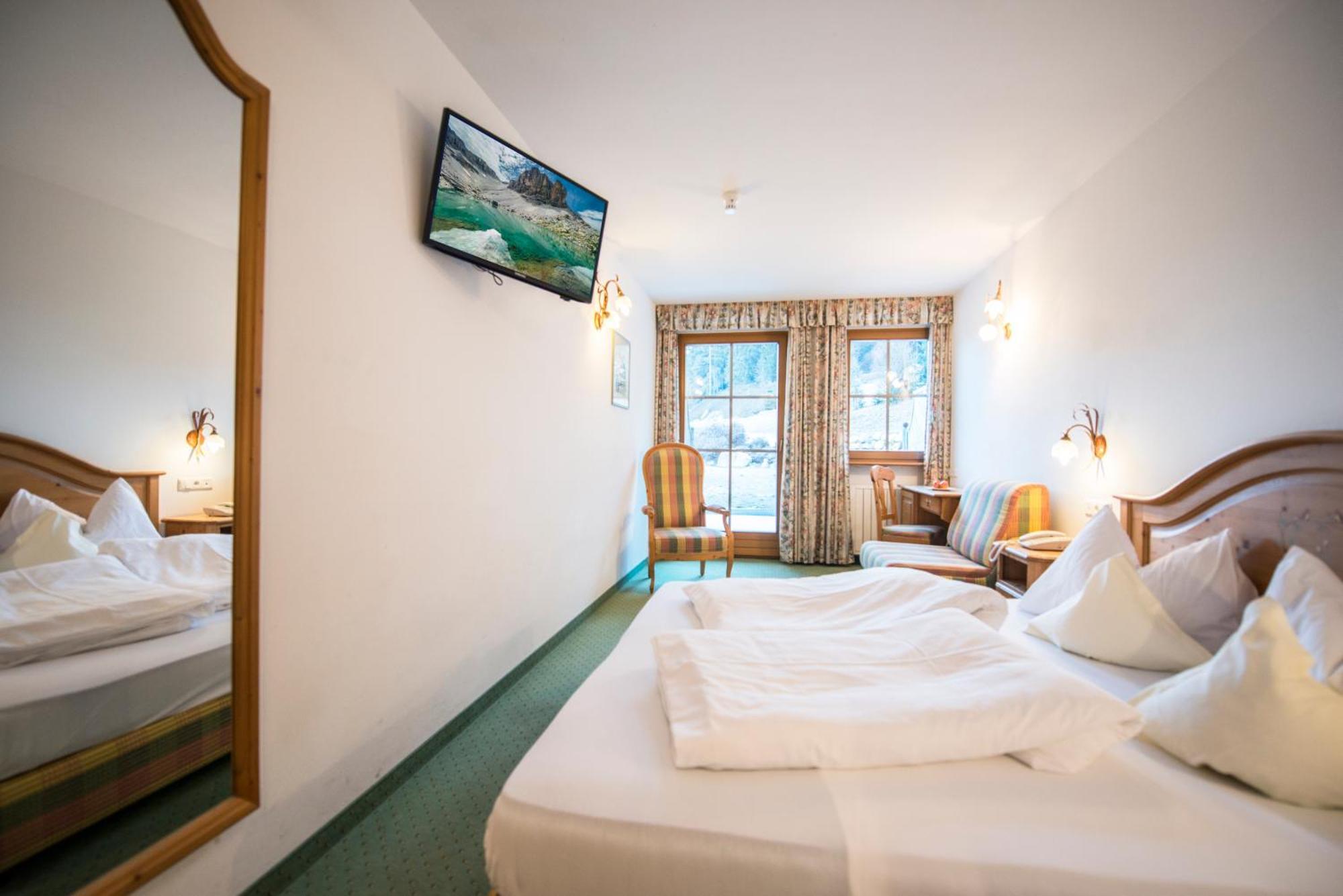 Turmhotel Gschwendt Planca di Sopra Esterno foto