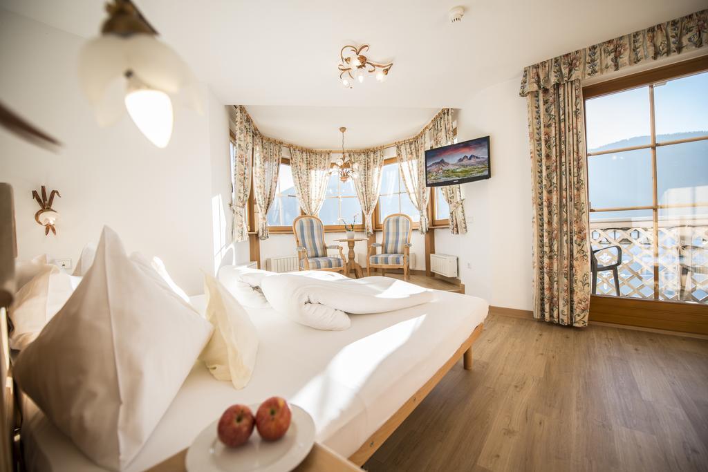 Turmhotel Gschwendt Planca di Sopra Esterno foto